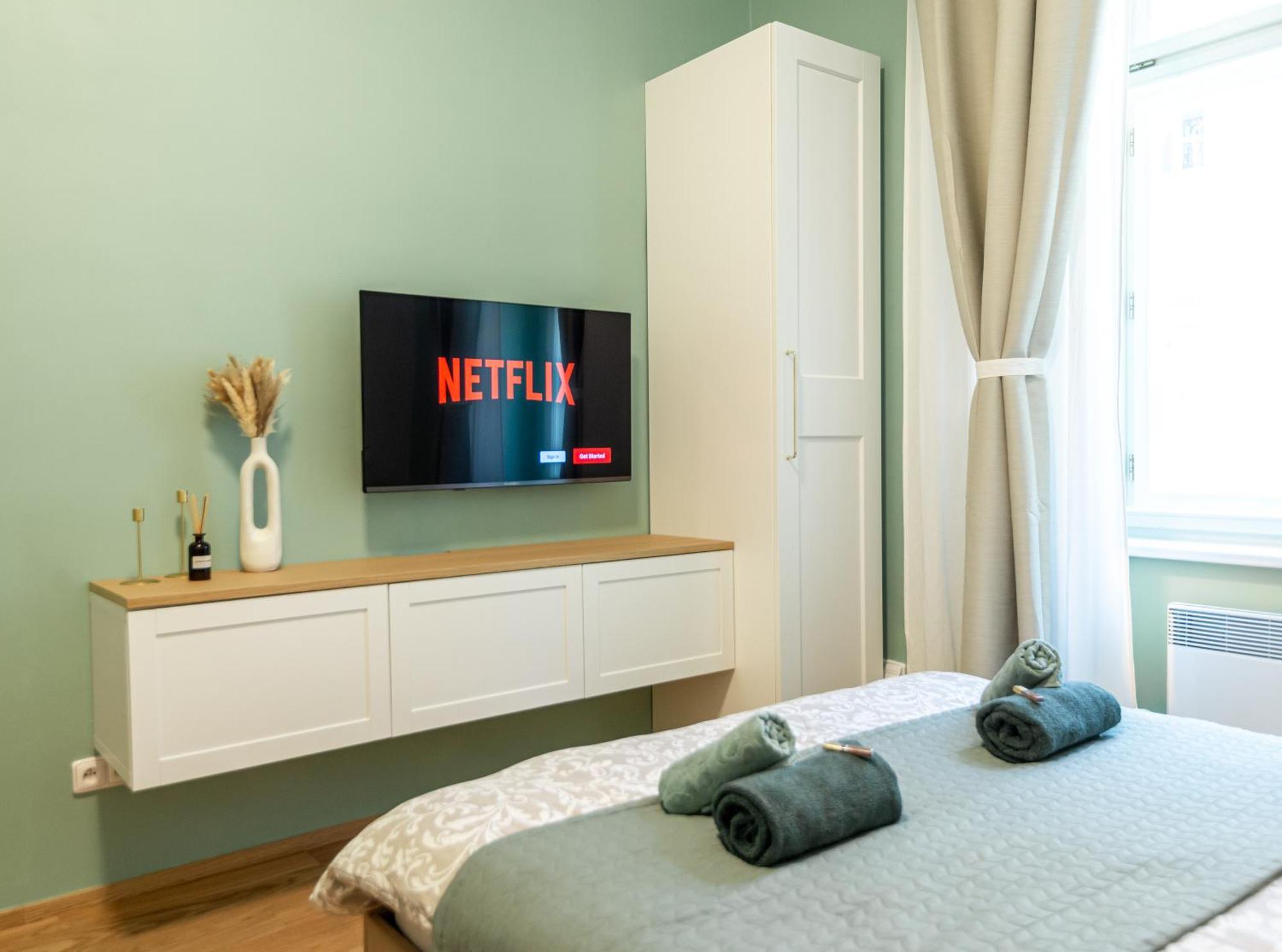 Apartmán Modern & Spacious Near The Old Town